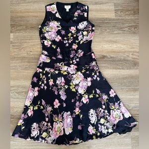Talbots Bare Silk V-neck Sleeveless Floral Knee Length Dress Size 8 | Made in Ko